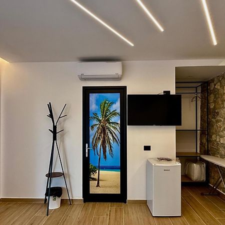 Hotel Panorama Piqeras Kültér fotó