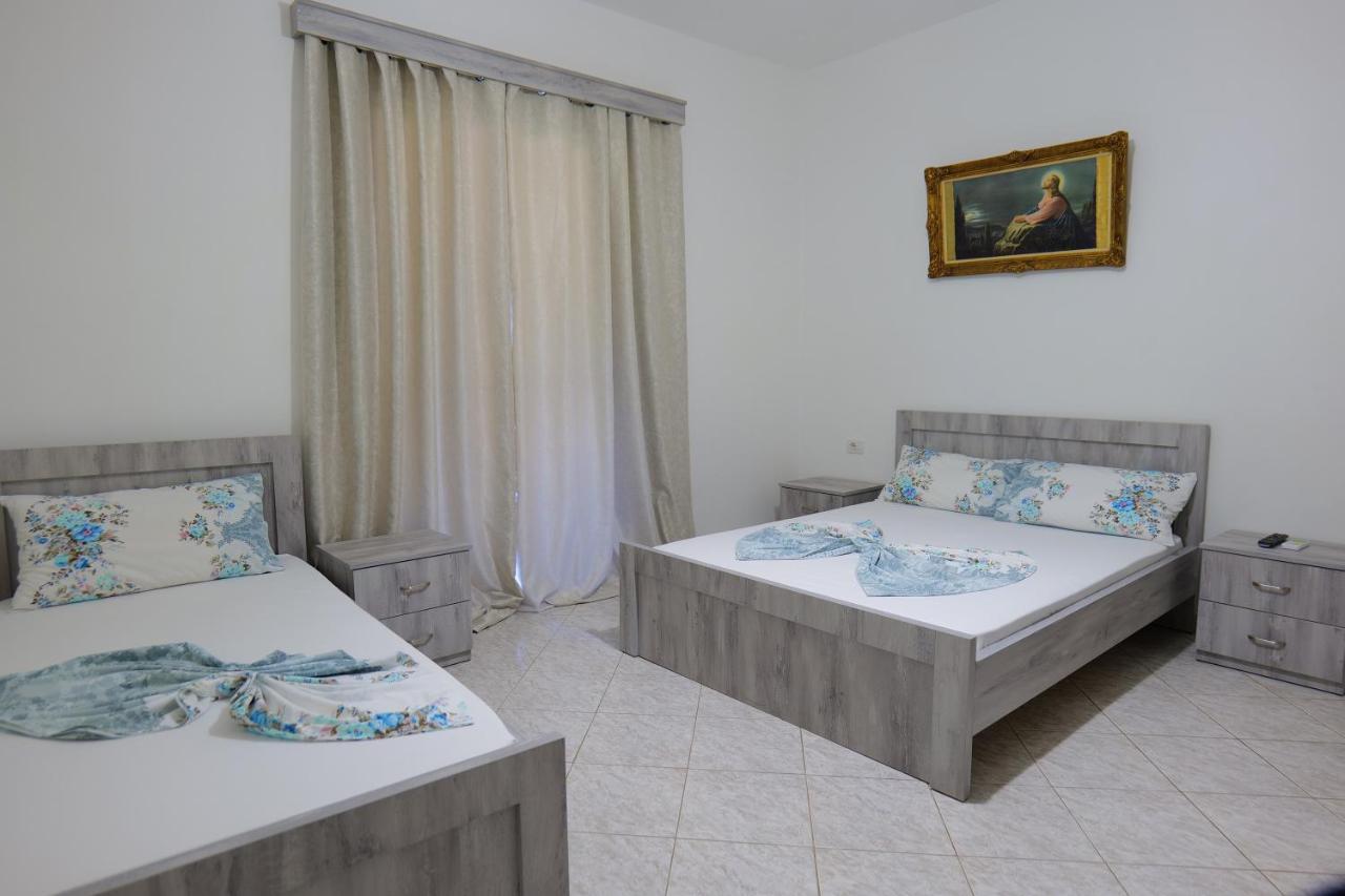Hotel Panorama Piqeras Kültér fotó