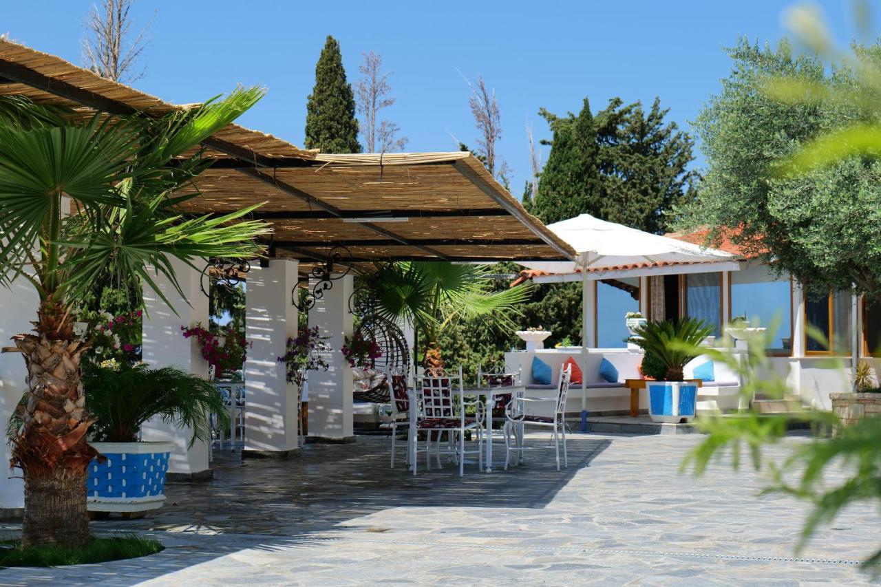 Hotel Panorama Piqeras Kültér fotó