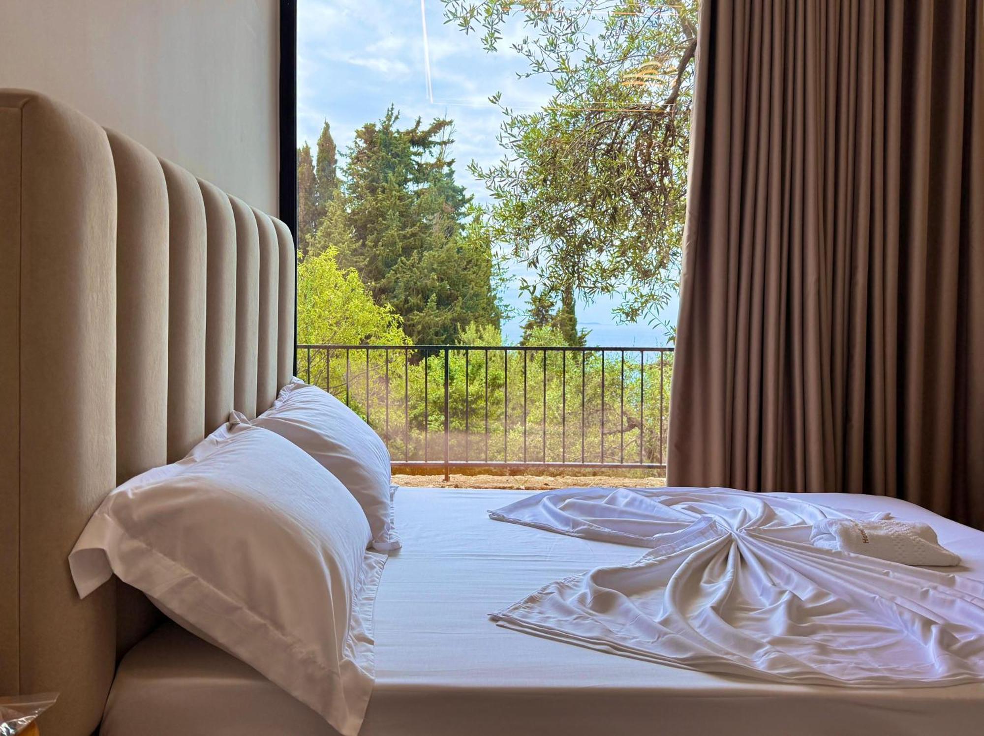 Hotel Panorama Piqeras Kültér fotó
